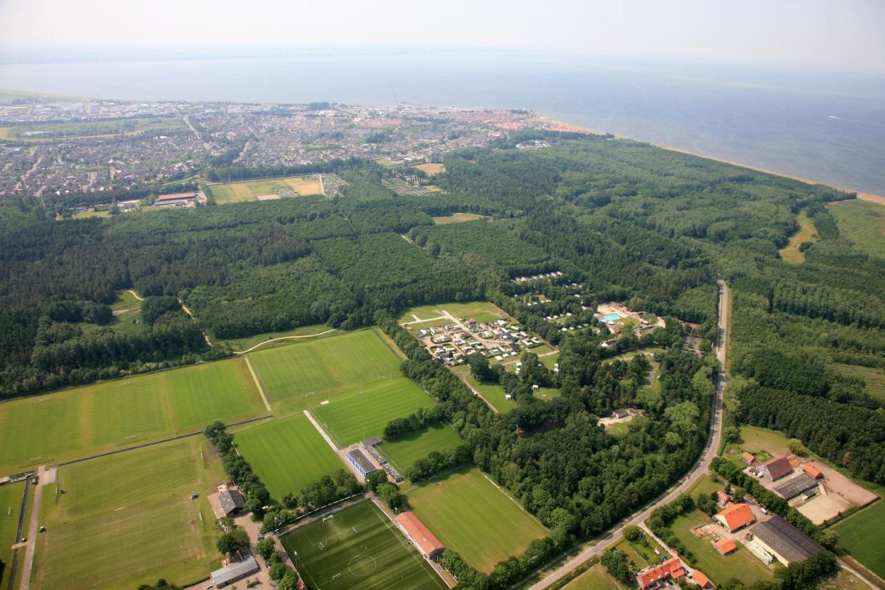 Vakantiepark 'T Urkerbos - Kabouterhuisje Exteriér fotografie